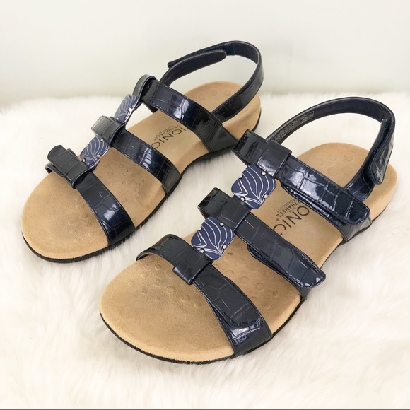 navy blue vionic sandals